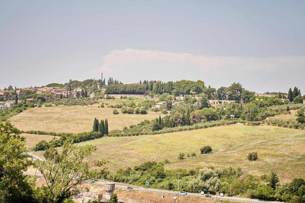 Azure Spot In Siena Centre - Apt Centrale Con Balcone Экстерьер фото
